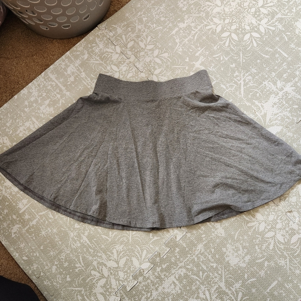 Forever 21 Gray Skater Mini Skirt Casual